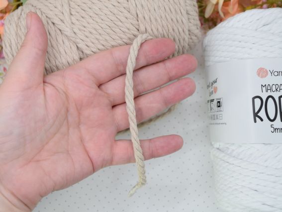 Товстий шнур Макраме роуп 5 мм Ярнарт Macrame Rope 3мм  Yarn Art для в'язання килимків, панно, сумок та плетіння макраме