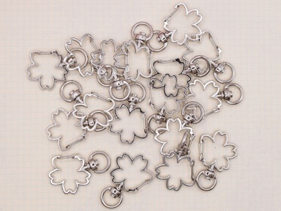 Заготовка брелока для ключів, застібка Карабін КВІТКА колір Платина 34*18мм, 1 шт 