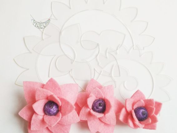 Пластиковый шаблон Цветок ПШЦС07 3 шт в уп Чудесина Пластиковый шаблон Цветок ПШЦС07 3 шт в уп Чудесина