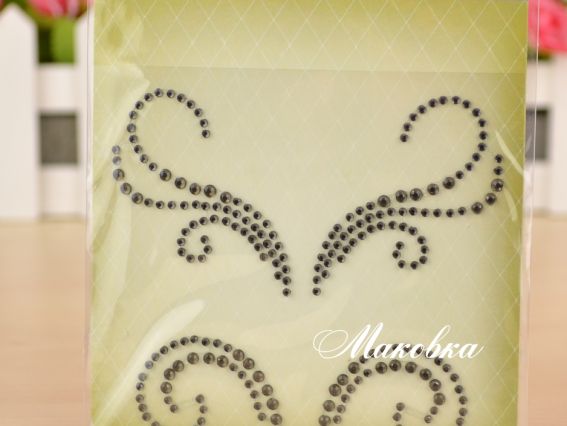 Узор из клеевых полубусин Завитки Ветер странствий-3, Scrap Berrys SCB250001076 Узор из клеевых полубусин Завитки Ветер странствий-3, Scrap Berrys SCB250001076