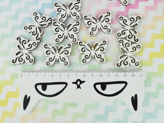 Набір декоративних елементів з фанери Метелики ажурні білі 10шт №2694-71