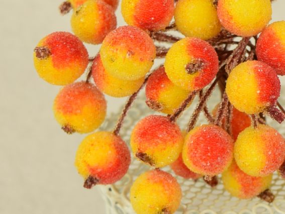 Набір Ягоди в цукрі, 40 шт, жовто-червоні на ніжці