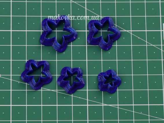 Арт-0095 Форми для вирізання (вирубки) з глини Набір №95, маленькі квітки, чашолистки 5шт