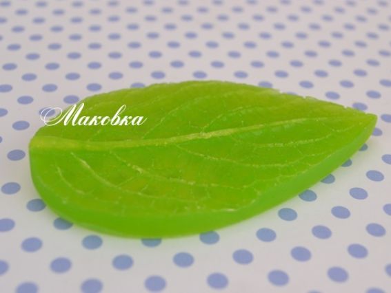 Лист Бузок М02 (універсальний) 8,5х5 см Молд Чудесіна