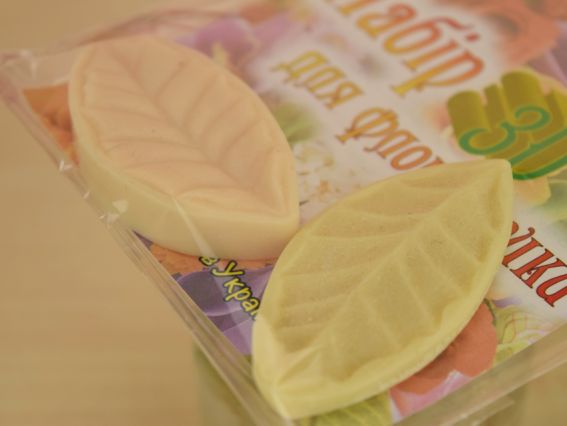 Набор молд и вайнер Лист универсальный мини 01.03,  размер 6х3см