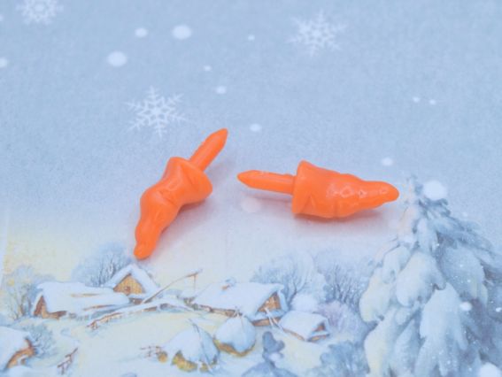 Ніс снівговика морква 1,7см, 2шт, пластик