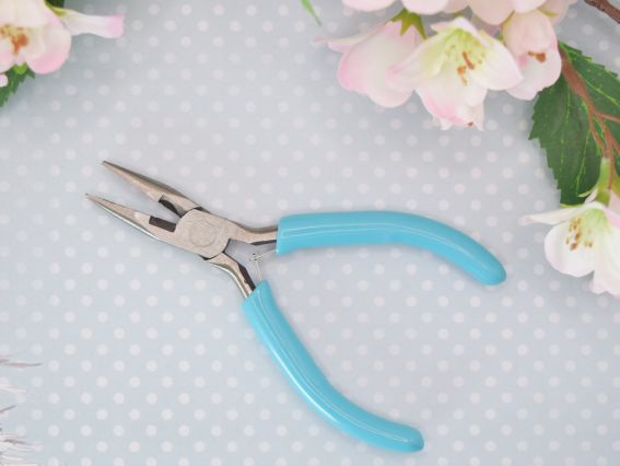 Плоскогубці комбіновані, стальні Плоскогубці комбіновані, стальні