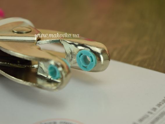 Щипці Vario Prym 390 902 РОЖЕВІ серія LOVE з насадками для установки кнопок, люверсів і створення отворів, з бірюзовими ручками