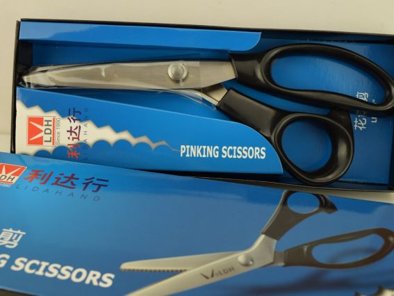 Ножиці кравецькі Зіг-Заг 230мм (9 inch) для тканини, зубец 5х1,8мм, HC- 420J2, LDH