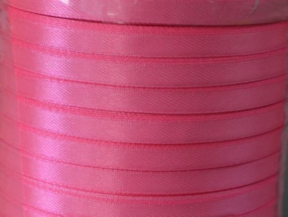 Лента атласная 6 мм - розовый яркий 68, 1 бобина Лента атласная 6 мм - розовый яркий 68, 1 бобина