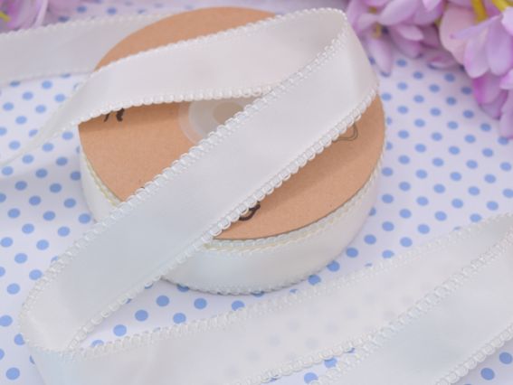 Стрічка атласна 25 мм Молочна із Бордюром , 1 м Стрічка атласна 25 мм Молочна із Бордюром , 1 м