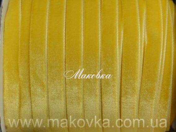 Оксамитова стрічка 10 мм, жовта, 1 м Оксамитова стрічка 10 мм, жовта, 1 м