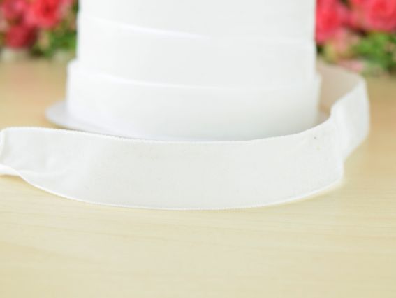 Стрічка Оксамитова, ширина 20 мм, колір білий, 1 м