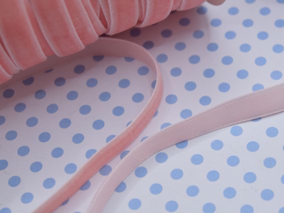 Стрічка оксамитова, ширина 10 мм, колір Персиково-Рожевий, 1 м