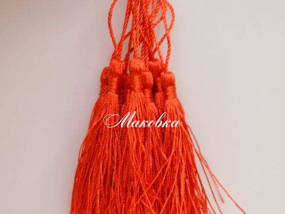 Кисти шелковистые 13,5 см, Светло Красный цвет DB1370, 10 штук