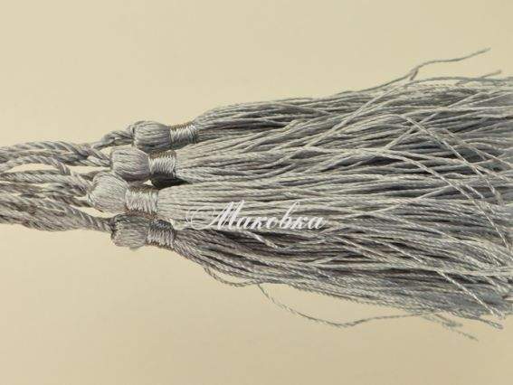 Кисти шелковистые13,5 см, серые светлые DB1026, 10 штук