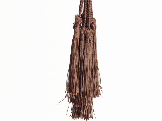 Шелковые  кисти длина 13,5 см, Коричневые 10 штук DB1151