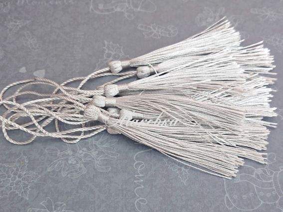 Кисти шелковистые 13,5 см, Светло Серые DB1025, 10 штук