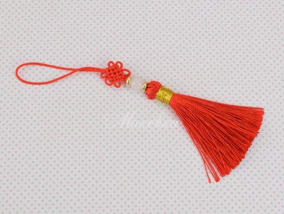 Кисточка с бусиной и китайским узелком КРАСНАЯ, 1 шт