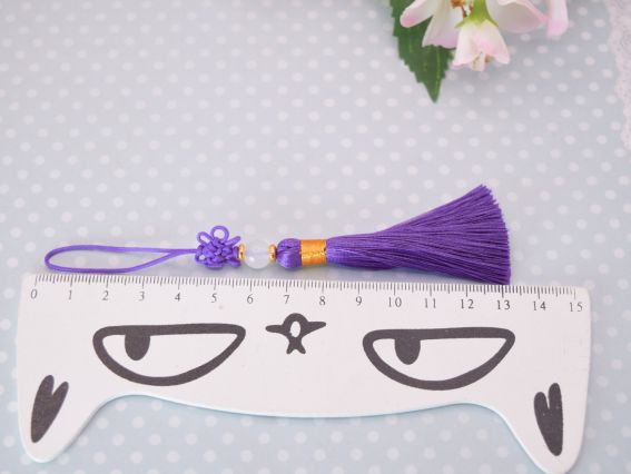 Шовковиста китиця з намистиною та китайським вузликом, довжина 9 см, Фіолетовий колір, 1шт