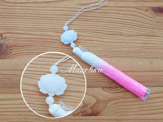 Кисть Омбре Бело-розовая с белым лотосом, длина 17(25)см, 1 шт Кисть Омбре Бело-розовая с белым лотосом, длина 17(25)см, 1 шт