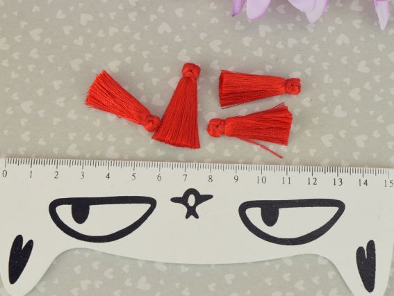 Кисти шелковистые для украшений, 3 см, Красные, 4 шт