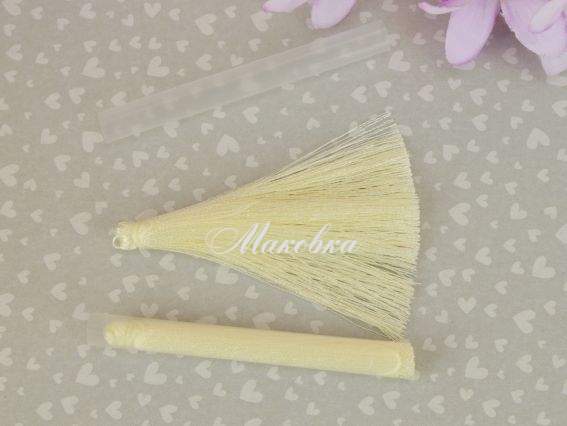 Кисти шелковистые для украшений, 7 см, Кремовые, 2 шт Кисти шелковистые для украшений, 7 см, Кремовые, 2 шт