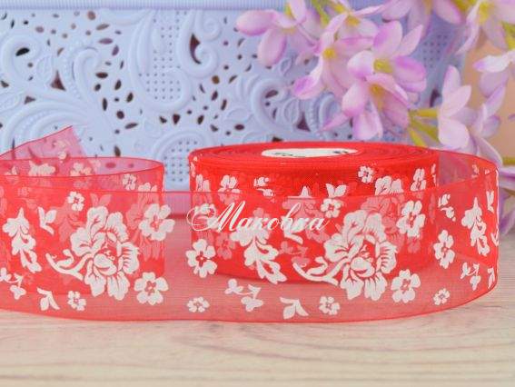  Лента Органза 40 мм, №02 красная с белыми розами и цветами , 1 метр