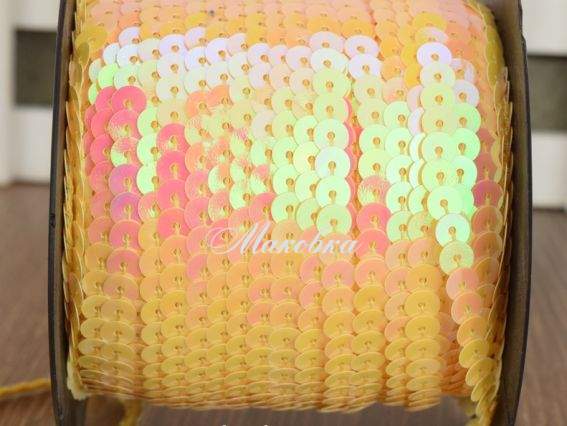 Стрічка з паєток Хамелеон світло-жовта, 1 метр Стрічка з паєток Хамелеон світло-жовта, 1 метр