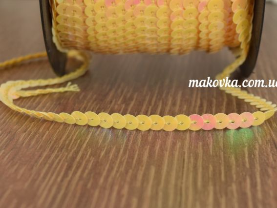 Світло-жовта стрічка з паєток хамелеон , 1 метр