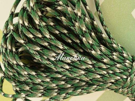 Шнур парашютный 330 , толщина 4мм, зелено-белый ромб, 7 жил. 31м/шт