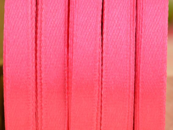 Атласна стрічка колір 076 Peri 6 мм, бобіна 36 ярд