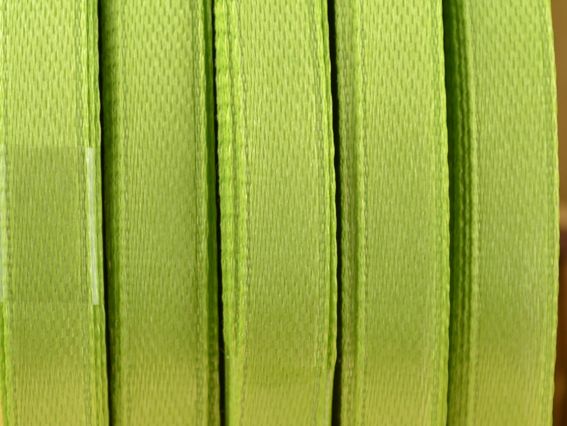 Атласна стрічка зелена колір 143 Peri 6 мм, котушка 36 ярд