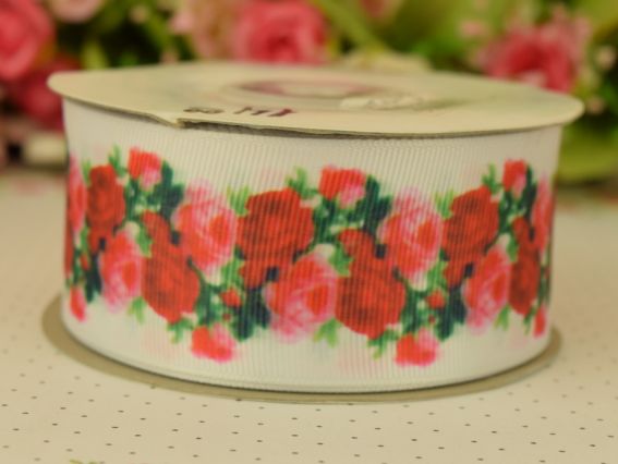 Репсовая лента 40 мм №01 Розы на белом фоне, 1 метр Репсовая лента 40 мм №01 Розы на белом фоне, 1 метр