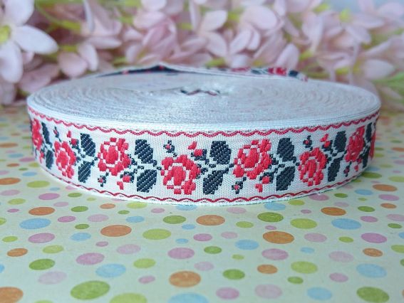 Гобеленовая Лента с орнаментом 20мм, Розы черно-красные на белом, 1 м.