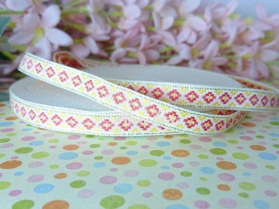 Тесьма гобеленовая 10 мм Ромбы красно-желтые на белом, 1 м.