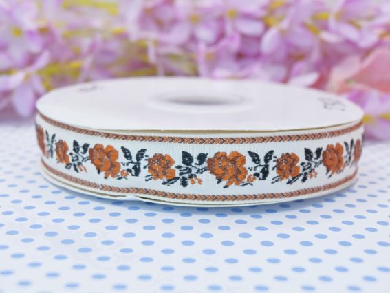 Гобеленова стрічка з українським орнаментом 25 мм Помаранчеві квіти на білому, 1 м.