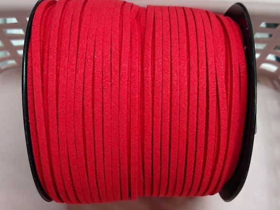 Замшевый шнур 3х1,5 мм, 1 м, красный вишневый
