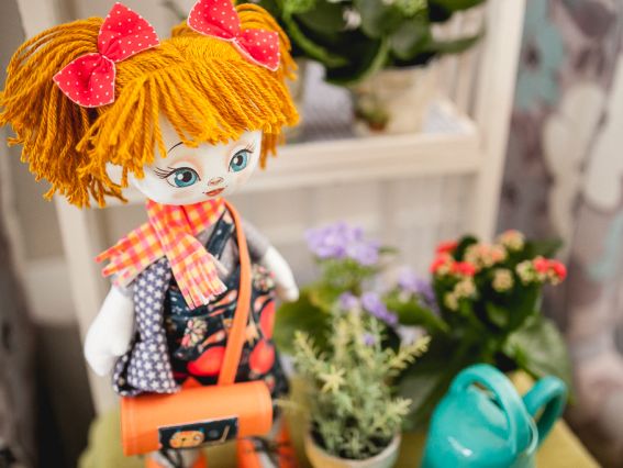 Набор для шитья куклы Помощница, К1017 KUKLA NOVA, 45 см