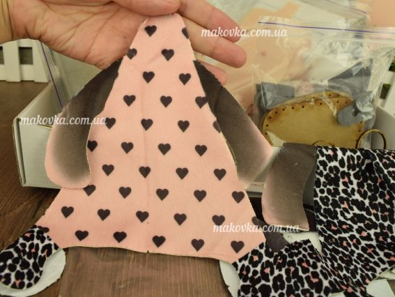 Іграшка ZOOSapiens  К1075 лялька Дівчинка з котиком , набір для шиття