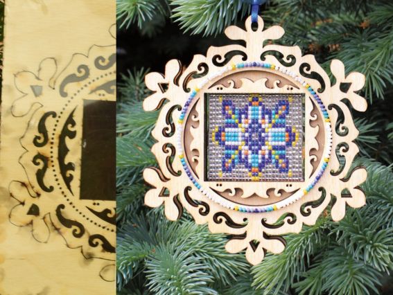 Витражная снежинка, новогоднее украшение из фанеры и бісера 080-F набор для творчества Чаривна Мыть Витражная снежинка, новогоднее украшение из фанеры и бісера 080-F набор для творчества Чаривна Мыть