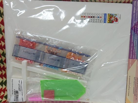 Картина стразами 5D 177207 Кошечка-победительница Go to Art, 21х25см Диамантовые ручки, подставка  