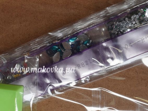 Картина стразами Бабка R8212, набор 188680 Діамантові ручки