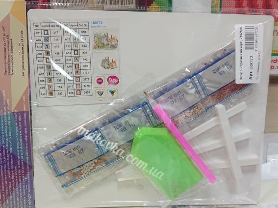 Картина стразами 5D 189773 Кроленята 21х25см Go to Art, на підставці