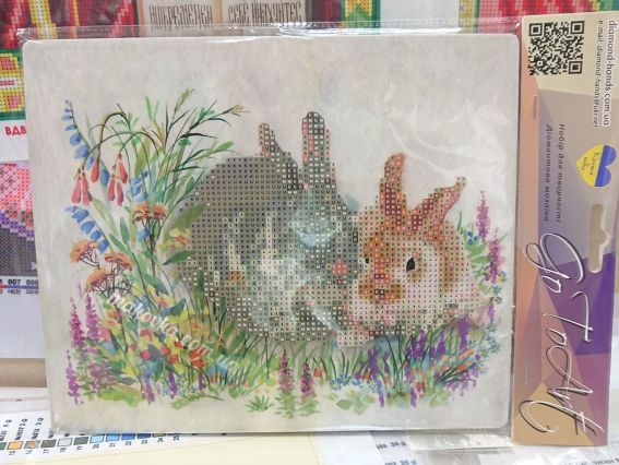 Картина стразами 5D 189773 Кроленята 21х25см Go to Art, на підставці