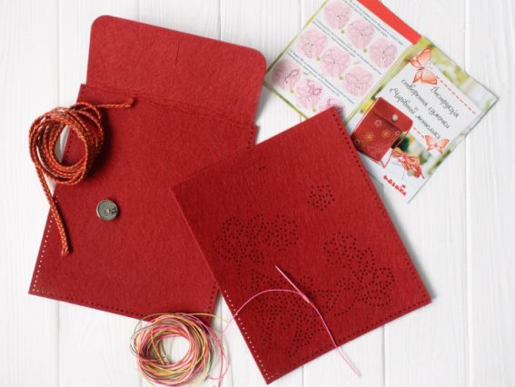 97062-1 Сумочка Чарівний метелик Ідейка Набір для шиття з фетру. Набір для творчості.