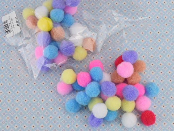 Шарики помпон МИКС пастельных цветов, 1,8 см, 10г Шарики помпон МИКС пастельных цветов, 1,8 см, 10г