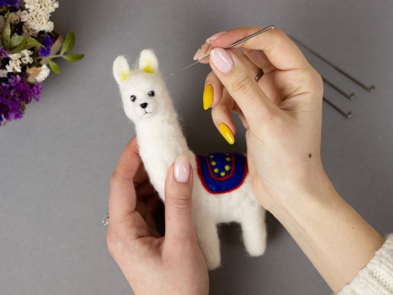 ВАЛ-008 Набір для творчості Валяння "Лама" УМНЯШКА