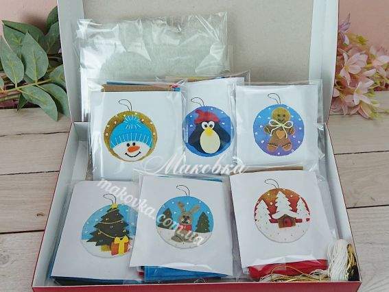 Набор для шитья декоративных новогодних игрушек ФН-107, 6 шт  из фетра, ВДВ