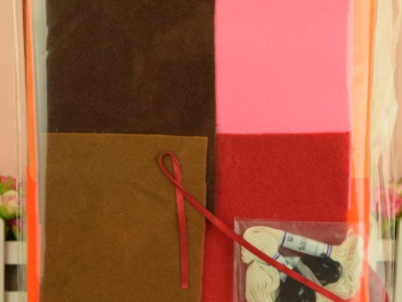 ФН-64 Новорічний чобіток (сніговик) Набір для шиття з фетру, ВДВ